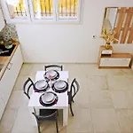 Dante Apartmán