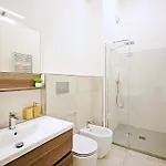 Dante Apartmán Follonica